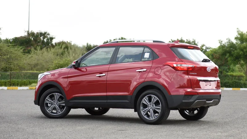 Hyundai Creta красная