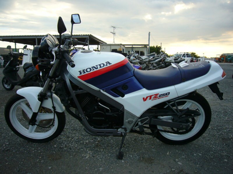 Honda VTZ 250 мотор