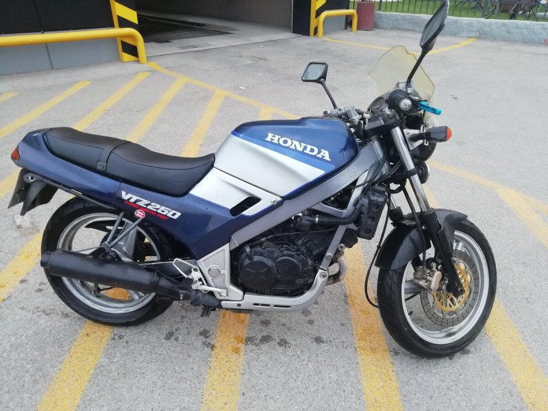 Honda VTZ 250 1996