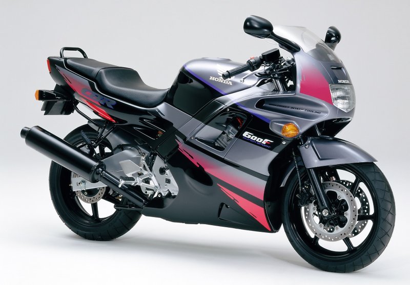Мотоцикл Хонда 600 f