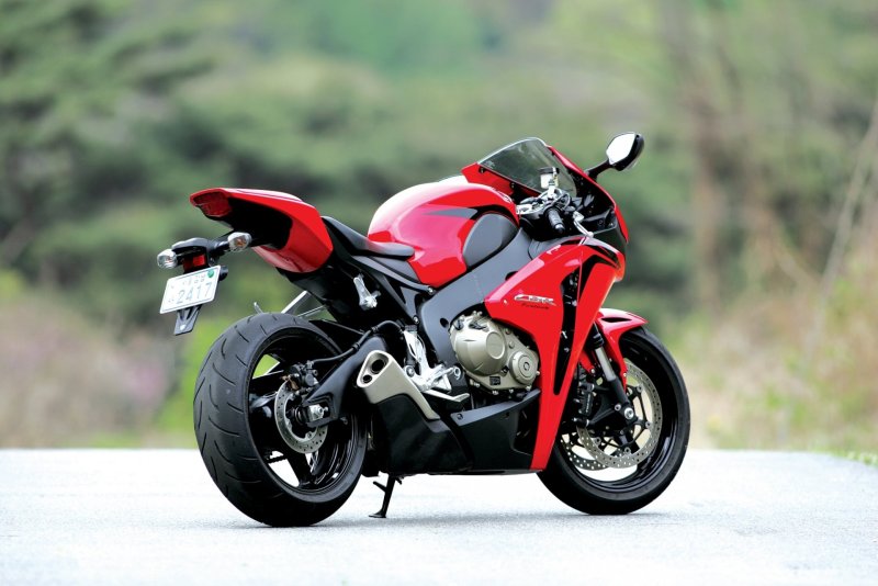 Honda 1000rr Red