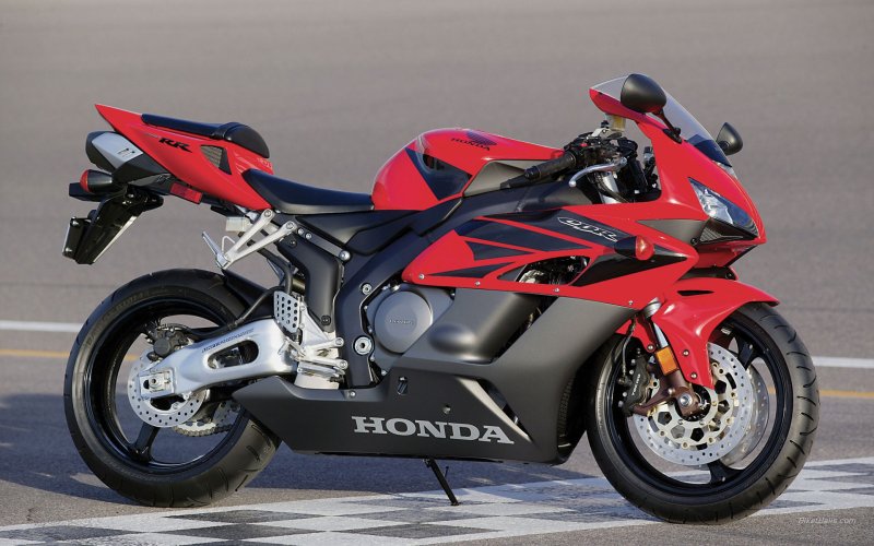Мотоцикл Хонда спорт cbr1000rr красный