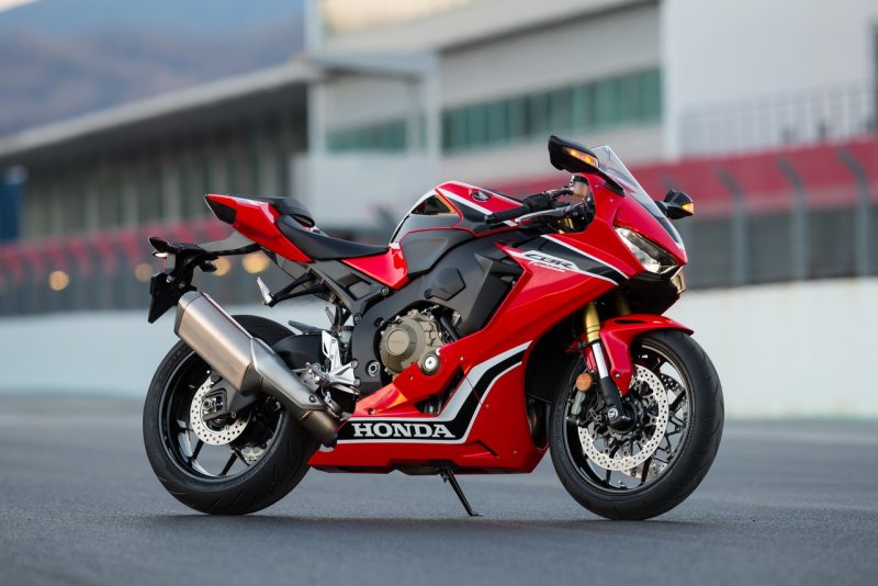 Honda cbr1000rr Fireblade черный