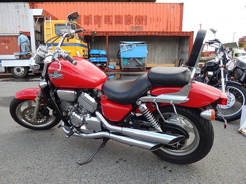 Хонда vf750c v4