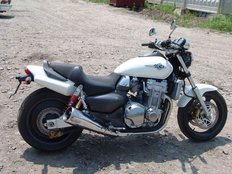 Мотоцикл Хонда x4 1300