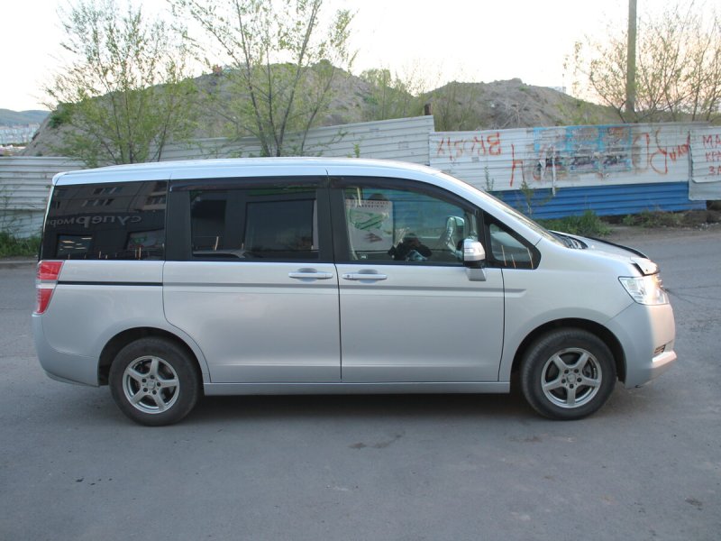 Honda Stepwgn 2010 года