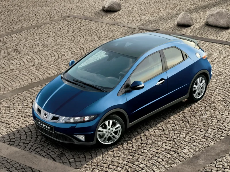 Honda Civic 8 хэтчбек