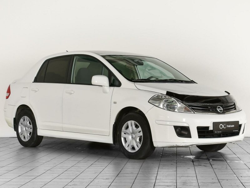 Nissan Tiida 2008