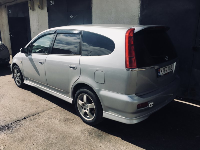 Линзы Honda Stream rn1