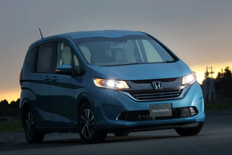Honda freed Hybrid 2017