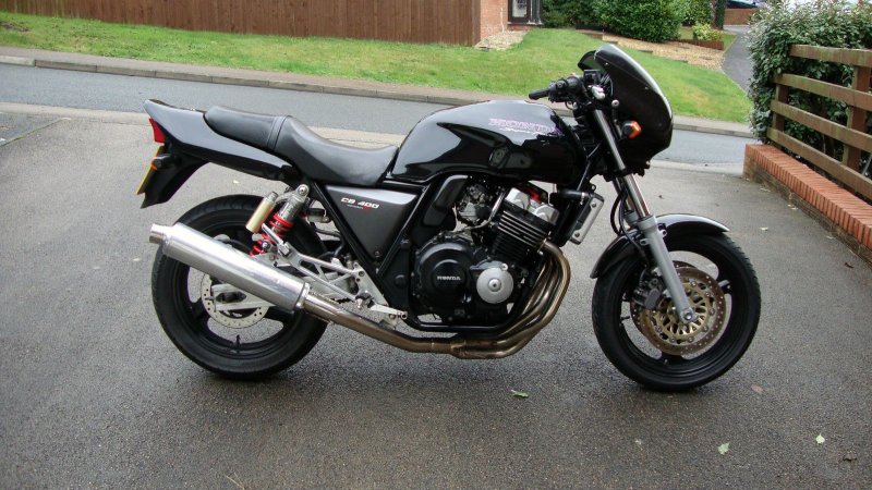 Honda CB 400 Version r