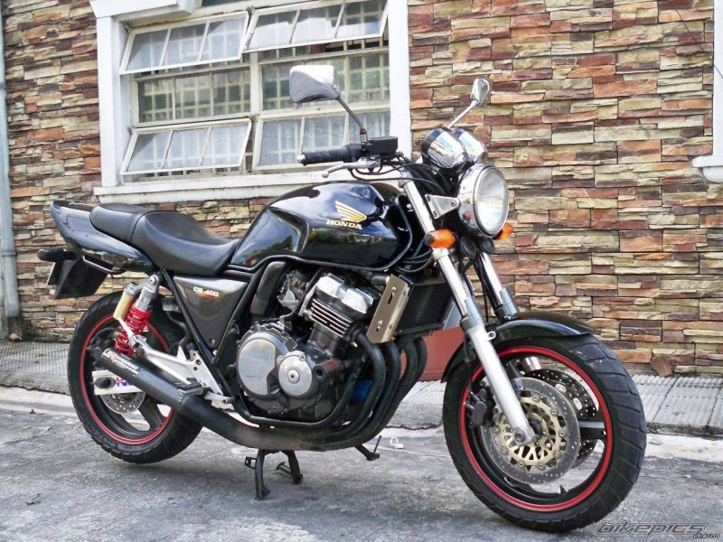 Honda CB 400