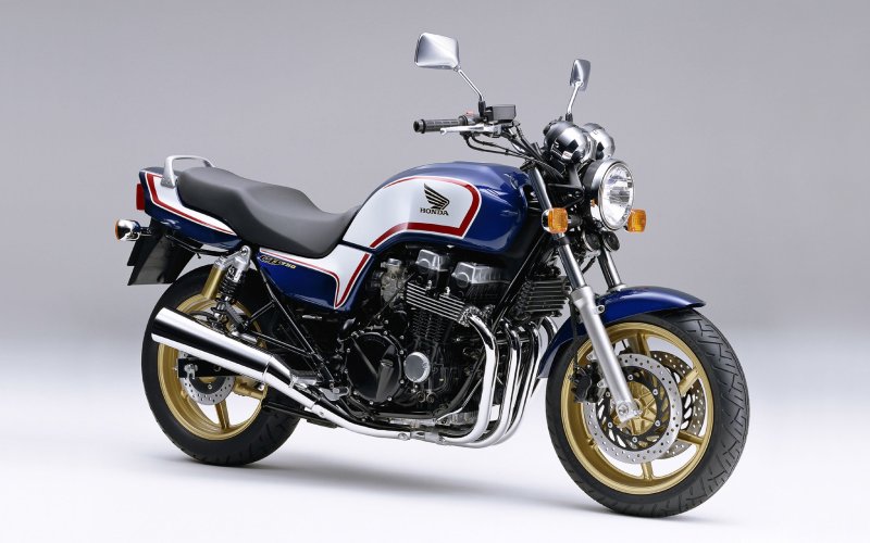 Honda cb750 2000г