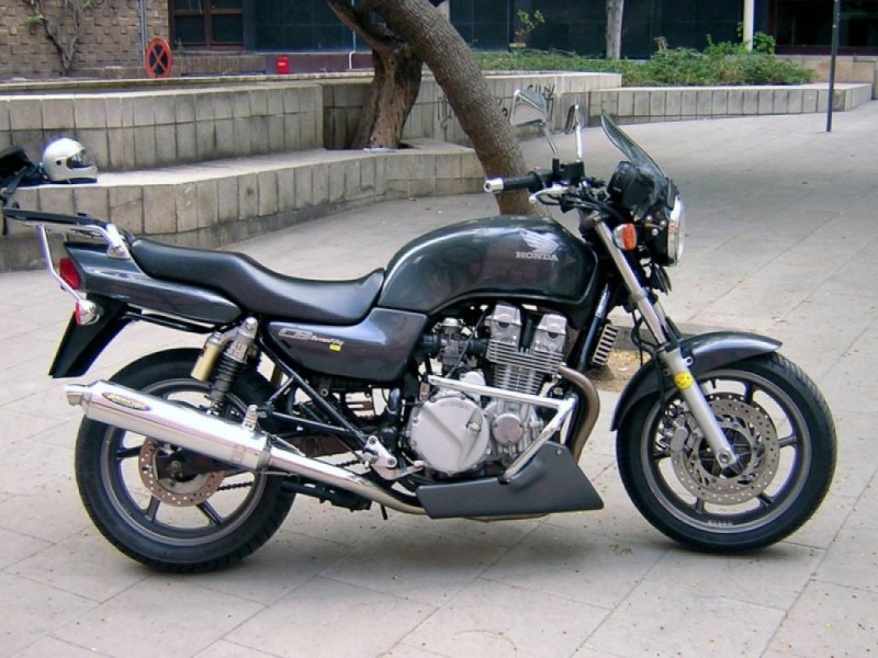 Honda CB 750 f2