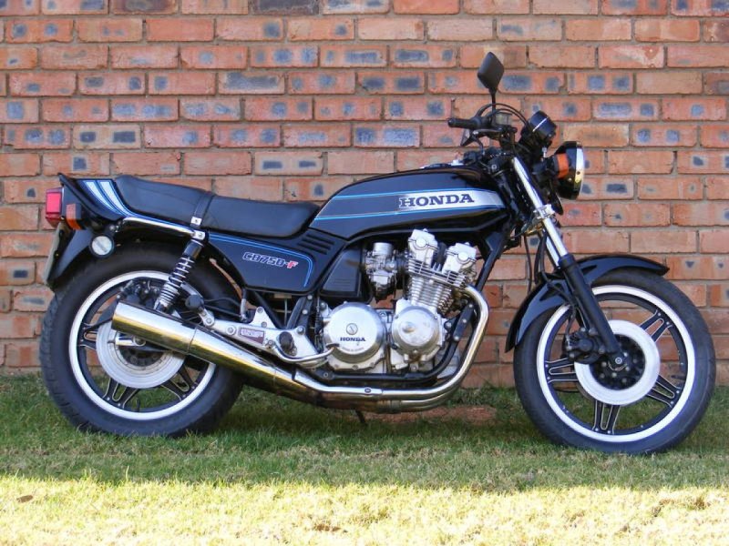 Honda CB 750 f2 Seven Fifty