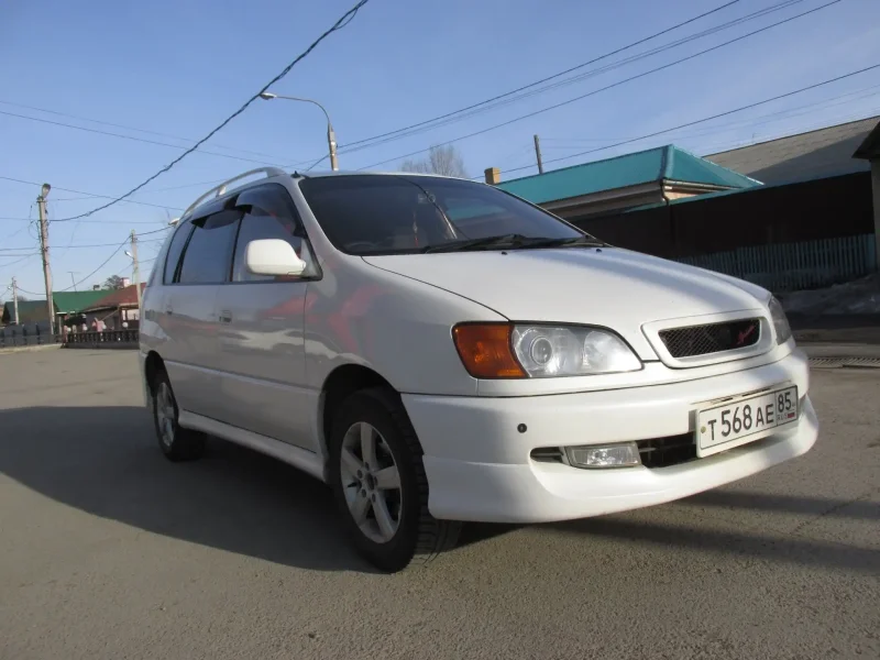 Toyota ipsum m10 (1995-2001)