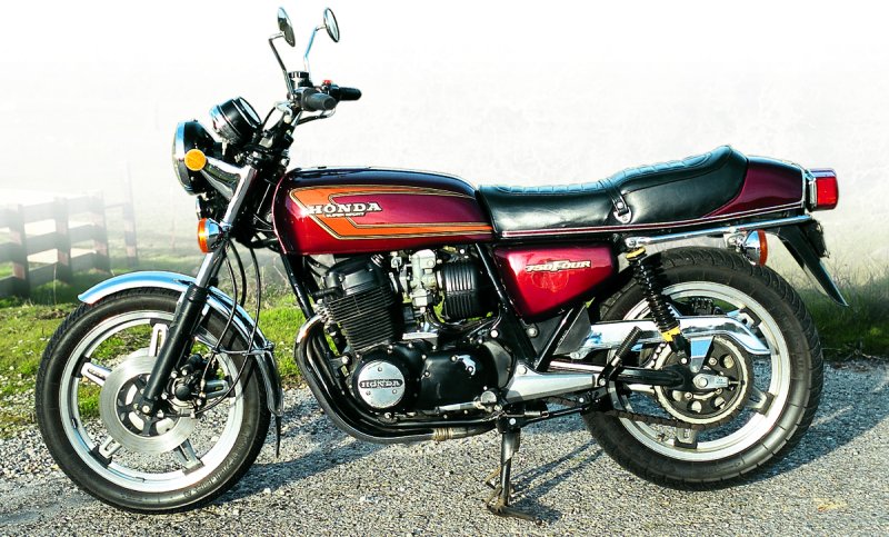 Honda CB 750 f2 Seven Fifty