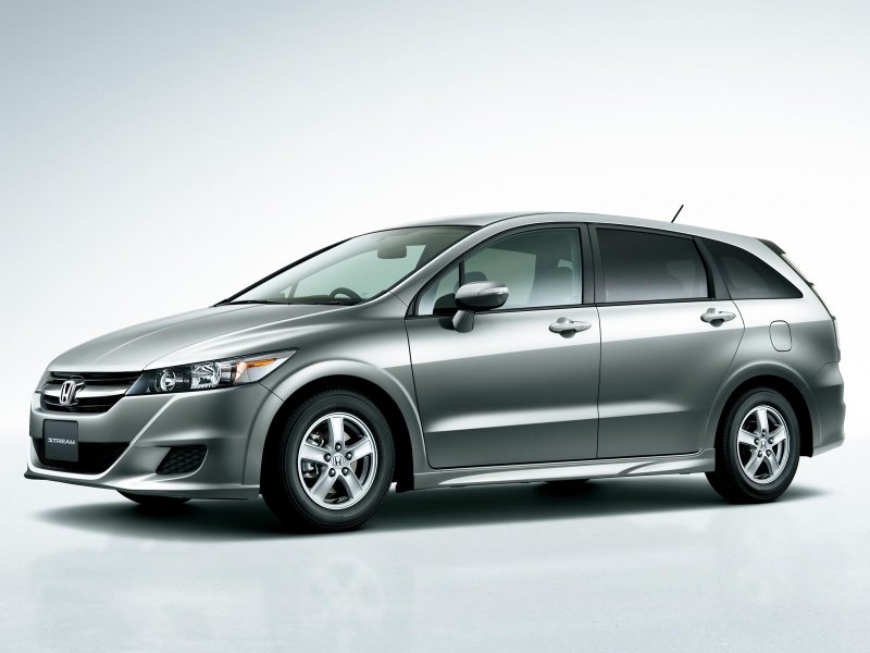 Honda Stream 2013