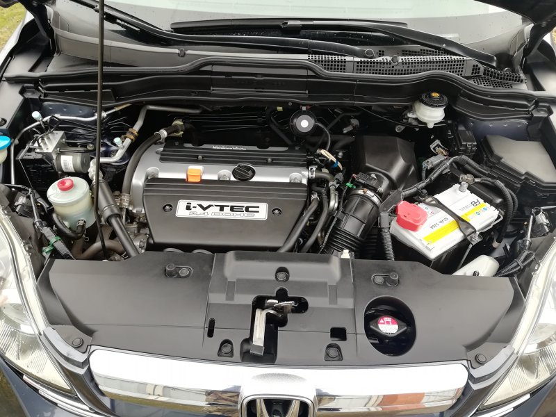 Honda CRV 2014 подкапотное пространство