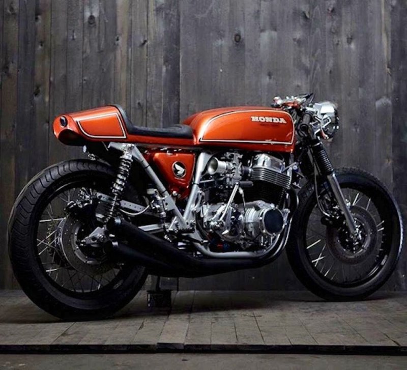 Honda CB 750 кафе рейсер