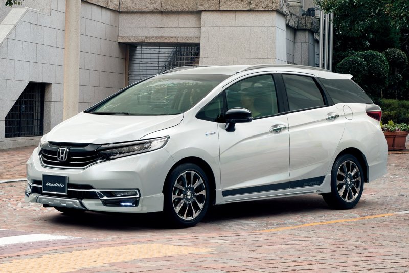 Honda Shuttle Hybrid 2022