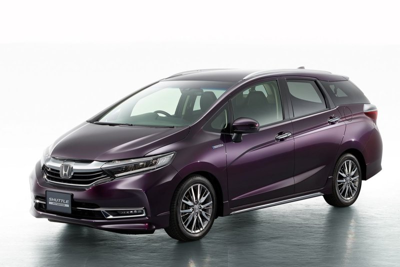 Honda Fit Shuttle Hybrid 2018