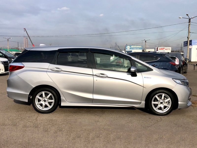 Honda Fit Shuttle 2018