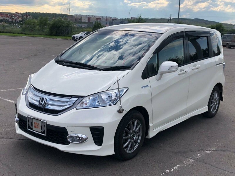 Honda freed g Aero