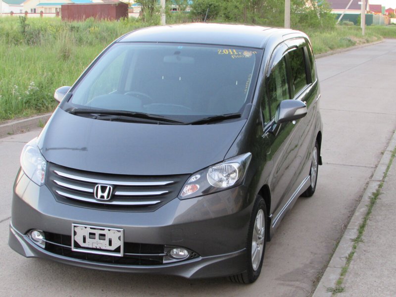 Honda freed 2011