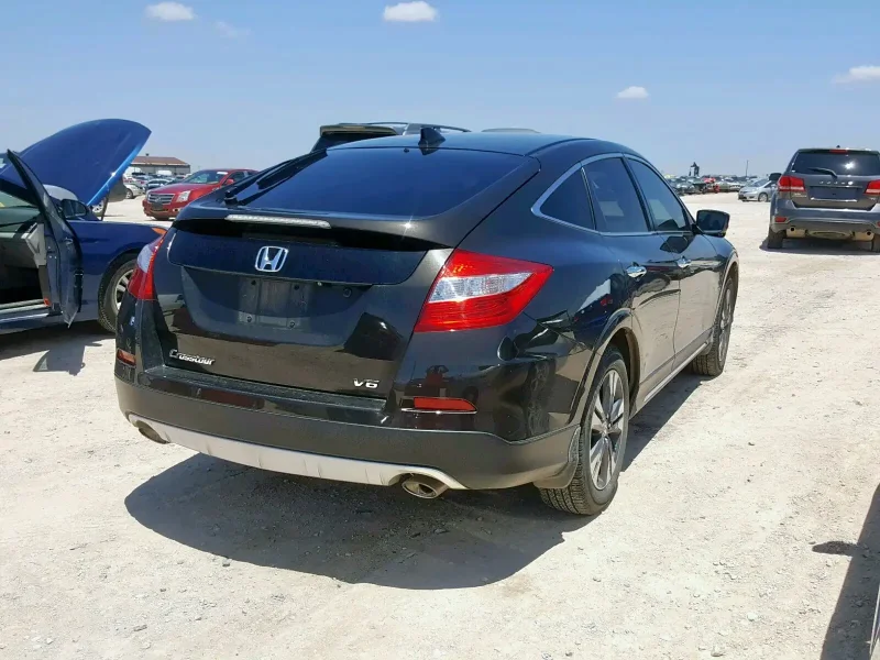 Honda Crosstour черная