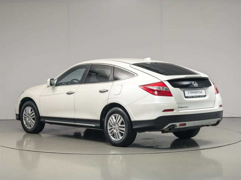 Honda Crosstour белая