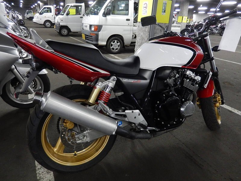Honda CB 400 SF VTEC 3