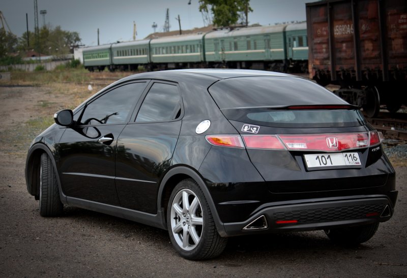 Хонда Civic 2008 хэтчбек