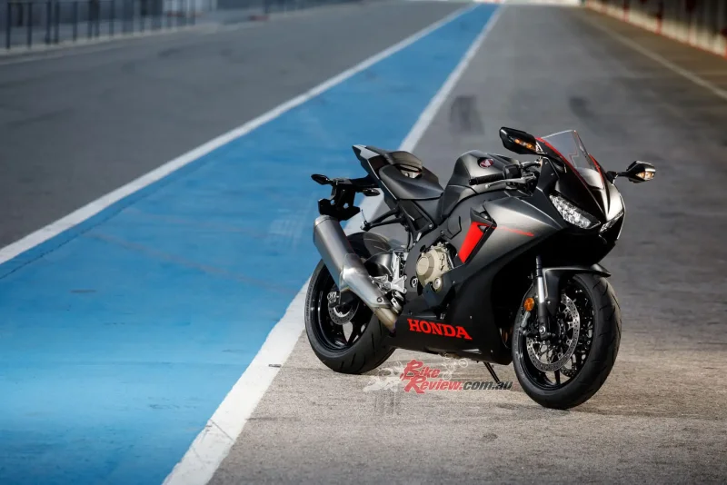 Honda cbr1000rr Fireblade черный