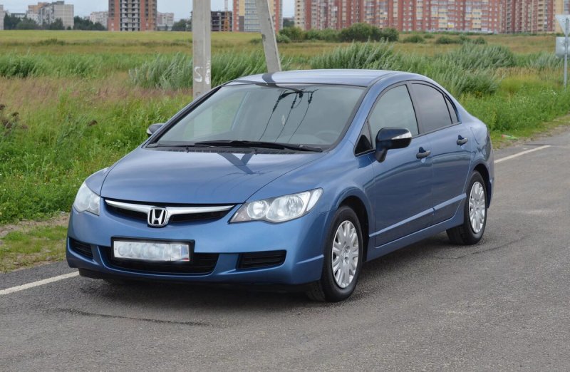 Honda Civic VIII 4d