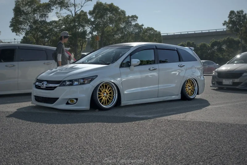 Honda Stream stance