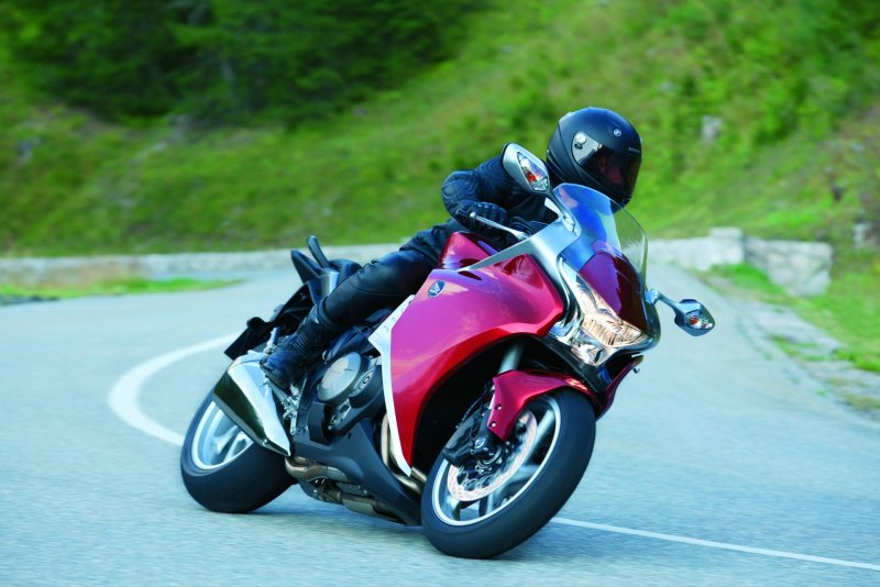 Мотоцикл Хонда VFR 1200