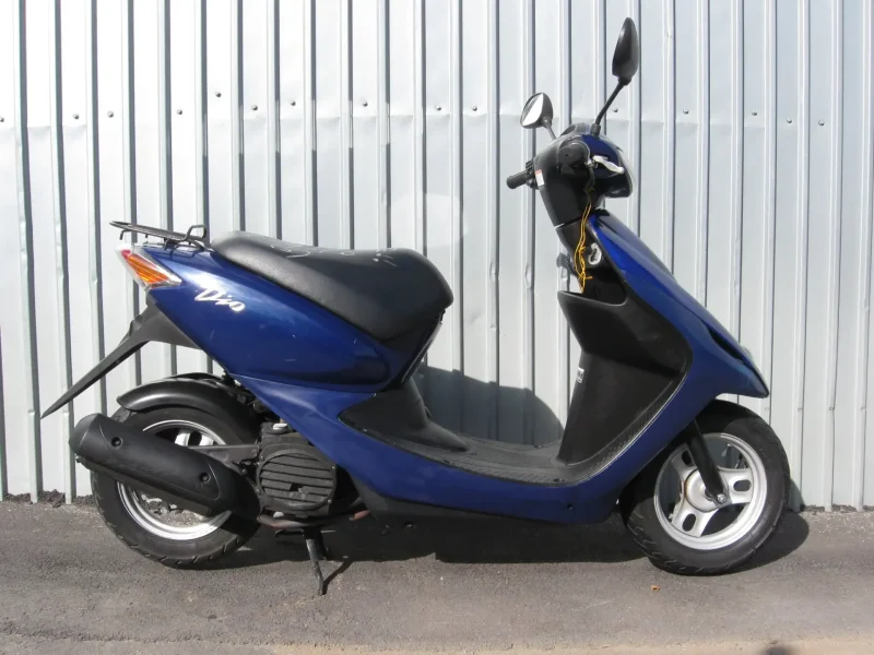 Мопед Honda Dio