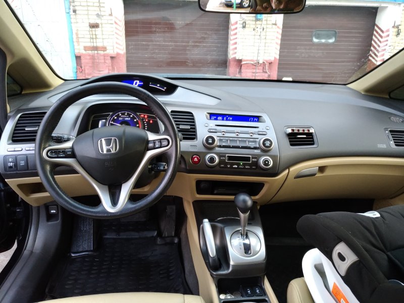 Honda Accord 2011 Interior