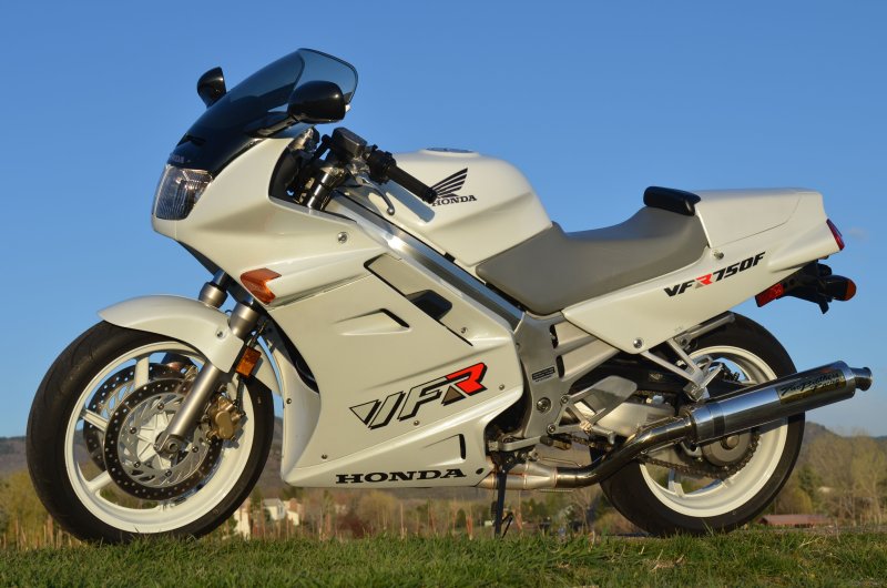 Honda VFR 850