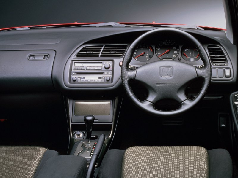 Honda Accord 2.3 MT 2001