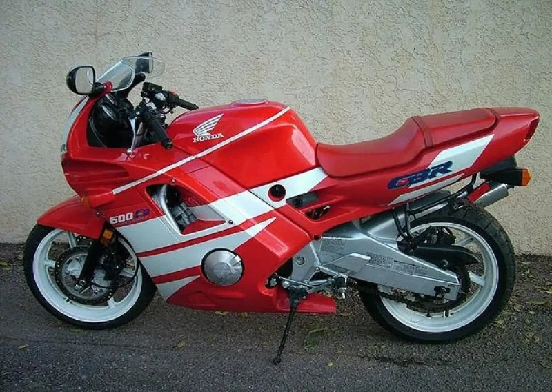 Honda CBR 600 f2