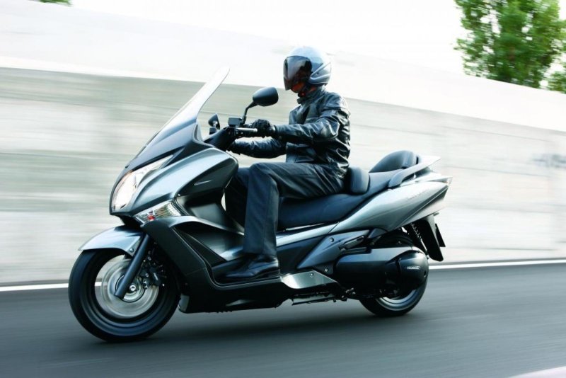 Honda Silver Wing 600