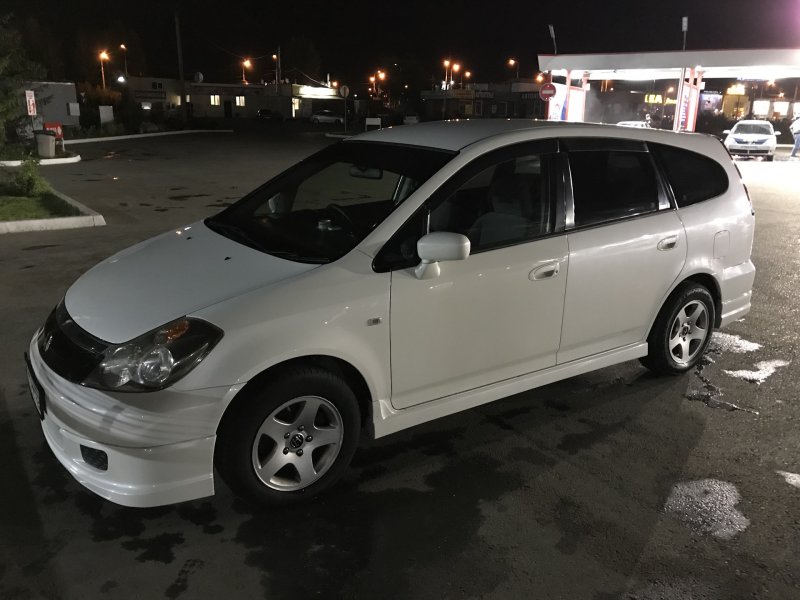 Honda Stream 2004