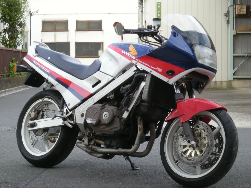 Honda vfr750f