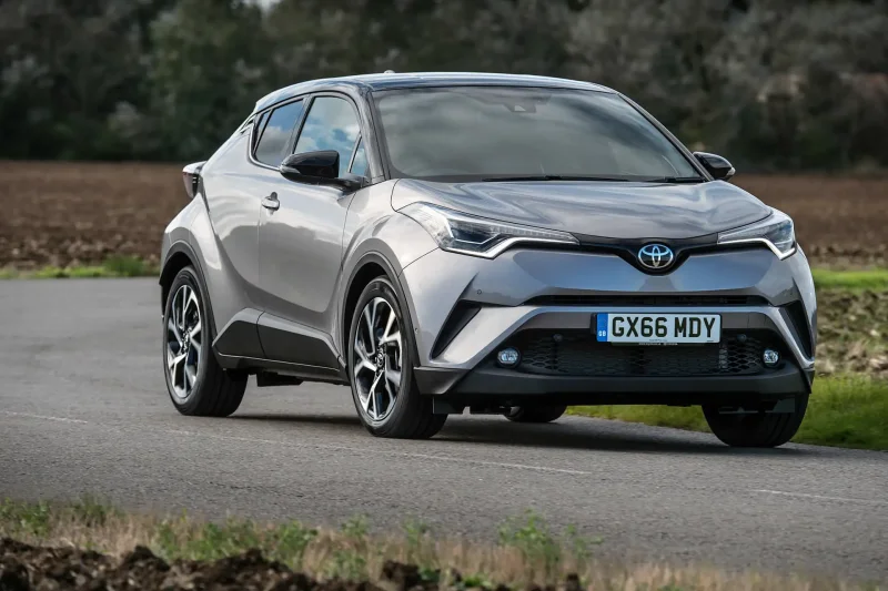 Тойота Hybrid c-HR