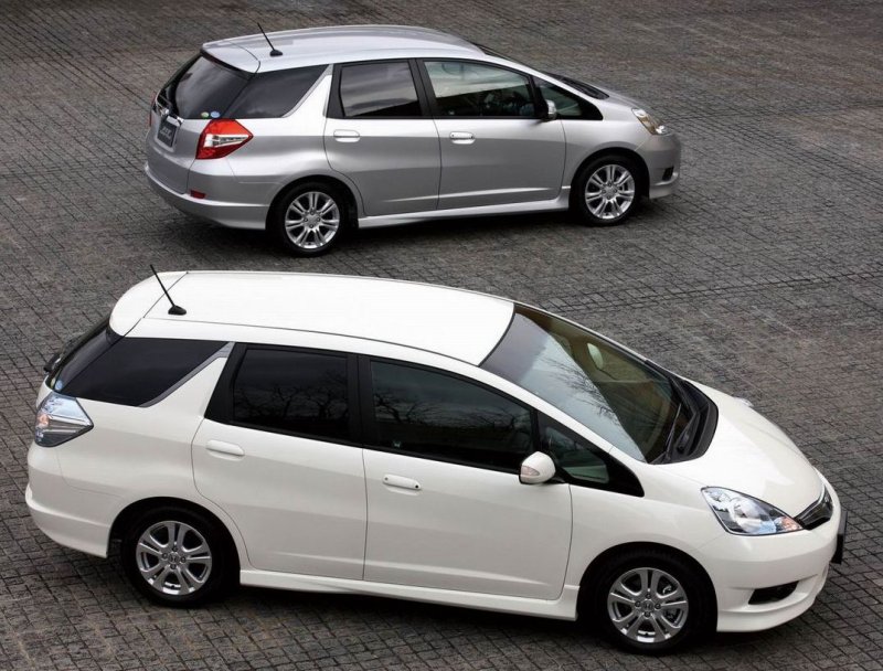 Honda Fit Shuttle 2011