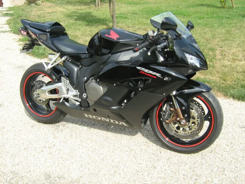 Honda 1000rr Fireblade 2006