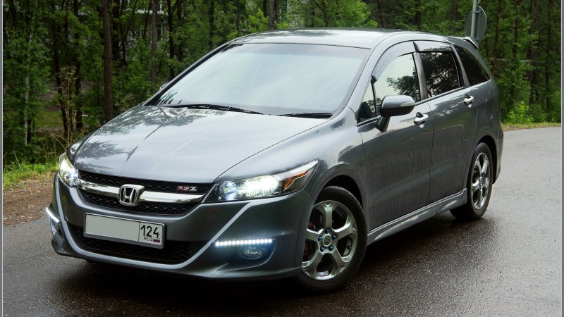 Honda Stream 2010 rsz