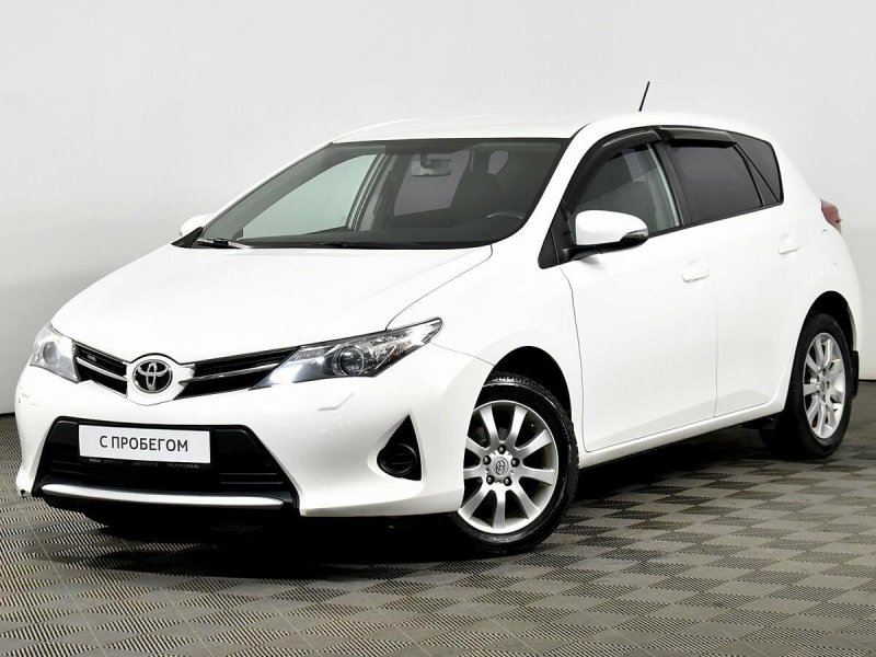 Toyota Auris 2021